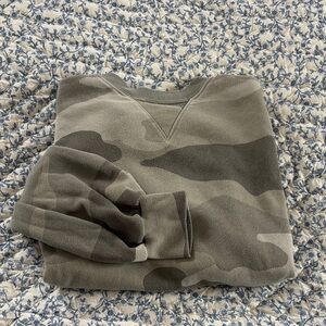 Abercrombie & Fitch Green Camouflage Crewneck Sweater